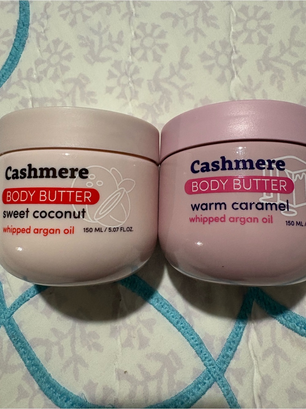 Body Butter - Sweet Coconut & Warm Caramel (Pink / Light Pink)